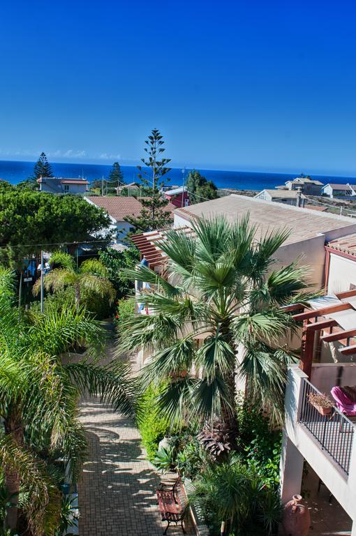 Residence Casa Del Mar Sicilia Марина-ди-Модика Экстерьер фото